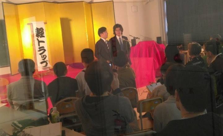 岐大祭寄席の軽トラップ